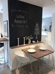 Sitzbereich Kuche Aufgelockert Mit Magnetischer Kreidetafel Damit Nichts Mehr Vergessen Wird Kuche Und Design Sitzecke Kuche Kreidetafel Kuche Kreidetafel