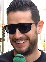 Adrian Maciel Y Su Legado