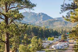 Discover a vacation experience like no other at mount rushmore resort at palmer gulch, nestled in the beautiful black hills. Horseback Riding Dinner Show At Mt Rushmore Mount Rushmore Koa At Palmer Gulch
