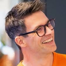 Tränen und echte Helden in der Fabrik