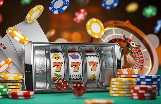 The Best Time to Play Online Slots for Maximum Wins and Fun