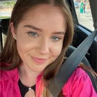 Megan Farrington's Instagram, Twitter & Facebook