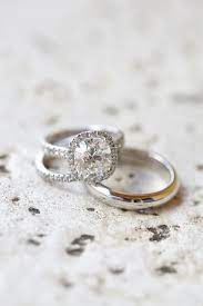 How To Make An Engagement Ring Look Bigger 14 Expert Tips Joias Diamantes Pingentes