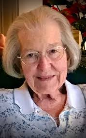 Eloise Rainey's Instagram, Twitter & Facebook