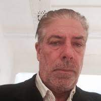 30+ "David Henderson" profiles