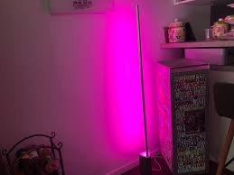 A cheap led strip, a gledopto controller to connect it to the philips hue bridge an. Philips Hue Signe Mehr Als Nur Ein Lightstrip Im Stander Hueblog De