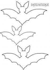 Fledermaus Basteln Mit Vorlage Basteln Mit Kindern Halloween Basteln Mit Kindern Fledermaus Basteln Basteln Halloween