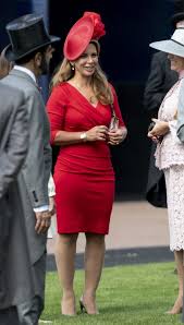 A royal with a simple yet chic style. Royal Race Day Fashion Princess Haya At The Epsom Derby Ewmoda