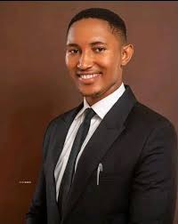 BREAKING NEWS: An Igbo Law Graduate Achieves Rare Double First-Class  Honours in Law School and University. Obinna Dike, a brilliant Igbo  scholar, has earned widespread admiration after graduating with First Class  Honours