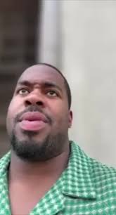 Eagles Trey Hendricks