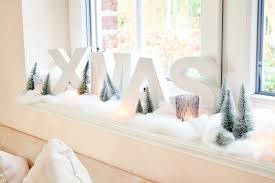 Weihnachts Deko Fur Die Fensterbank Zu Hause Im Wohnzimmer Selber Machen Mit Pappmache Buchst Pappmache Buchstaben Weihnachtsdekoration Weihnachten Wohnzimmer