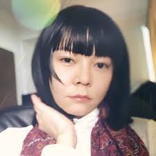 Gong Jiao Wei 巩娇纬- 其实我巩娇玮不戴眼镜真的很像名模吼？So 时尚！