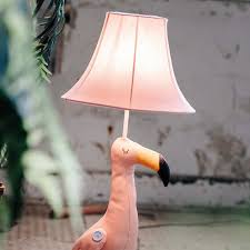 Lampe de table enfant flamant rose