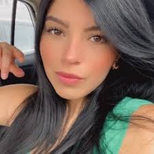 Hillary Reyes (@hillaryreyes03)