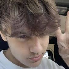 Lloyd Blaylock's Instagram, Twitter & Facebook