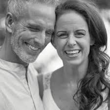 WONDERFUL WEDDING STUDIO