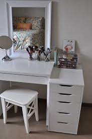 Small Makeup Desk Wall Decor Ideas For Desk Check More At Http Samopovar Com Small Makeup Desk Or Mirrored Bedroom Furniture Stylish Bedroom Bedroom Design