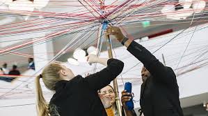 For example, research has shown that when students' cultures are understood and appreciated by teachers, the students do better in school. 13 Benefits And Challenges Of Cultural Diversity In The Workplace Hult International Business School