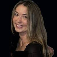 Becca Vincent's Instagram, Twitter & Facebook