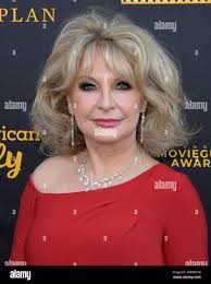 Suzanne jpg hi-res stock photography and images