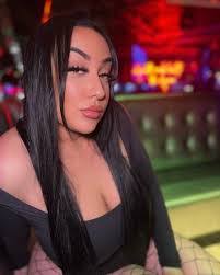 Ebony Cruz's Instagram, Twitter & Facebook