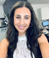 MAFS' Amanda confesses to dating men