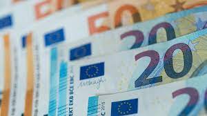 Der hauptgewinn in höhe von mehr als 19 millionen euro ging an eine. Euro Dollar Eurokurs Gibt Weiter Nach
