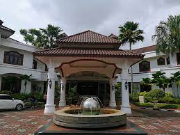 .ketua menteri melaka | bagi mereka yang sedang mencari jawatan kosong berkelayakan dan berminat untuk mengisi kekosongan jawatan terkini yang ditawarkan di jabatan ketua menteri melaka anda diminta untuk berita semasa. Gambar Kediaman Rasmi Ketua Menteri Melaka Viral Dan Undang Pelbagai Reaksi Netizen Viral Purba