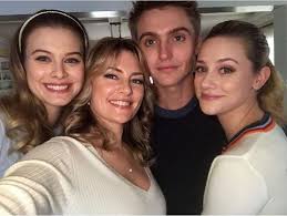 Riverdale Happy Little Family Pintrest Chaiane Riverdale Cast Riverdale Riverdale Aesthetic