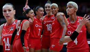 Nayara Assunção: agora públicos.