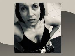 Realizing I Had Pectus Excavatum Helped Me Accept My Unusual Cleavage | SELF