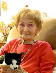 Edna Hayes's Instagram, Twitter & Facebook