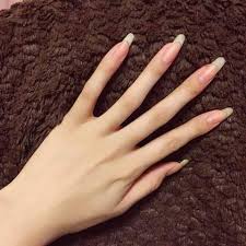 Nagel Lang Wachsen Lassen Madchen Beauty Aussehen
