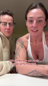 It’s the fuzzzzz in her hair 😂 #fyp #livelikechelsea