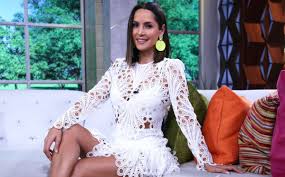 The two had dated for a long time earlier. En La Cama Carmen Villalobos Demuestra Su Flexibilidad Con Su Esposo La Opinion