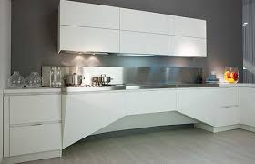 Simple Futuristic Kitchen Design By Florida Mesh Italian Kitchen Design Kitchen Design Modern Kitchen Design