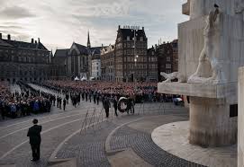 En de viering op 7 mei a.s. Nationale Dodenherdenking Wikipedia