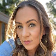 Brandie Odell's Instagram, Twitter & Facebook