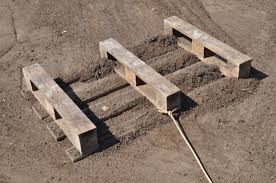 Straighten The Ground With The Euro Pallet Diy Garden Furniture Pallets Garden Pallet Garden Furniture