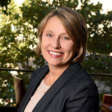 Elizabeth Weinewuth, High Net Worth