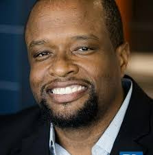 Sean Plummer's Instagram, Twitter & Facebook