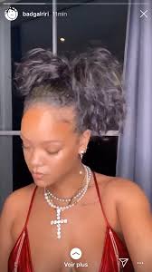 After rihanna posted a magazine cover showing her breast on instagram, the social media service is threatening to shut her down. 13 01 20 Rihanna Instagram Story Rihanna Instagram Rihanna Riri Rihanna