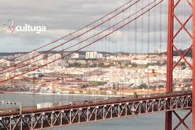 A construção de uma ponte sobre o tejo era um plano muito antigo do governo português, mas apenas na década de cinquenta é que foram dados passos factos e números da ponte 25 de abril. 50 Curiosidades Sobre A Ponte 25 De Abril Cultuga