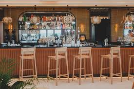 Bibo Beach House Llega A La Playa De Valdevaqueros En Tarifa Magazinespain Com House Decoracion De Exteriores Mesas Bajas