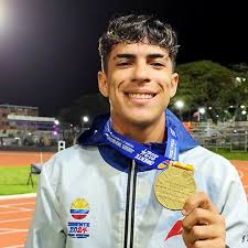 Entre los mejores del Ranking! Axel Gómez atleta cabimense es uno de los  más destacados en el Ranking Sudamericano de Atletismo. Gomez ocupa la  primera posición en la prueba de 400 Mts