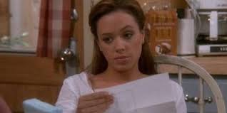 The King Of Queens: 10 Things That Make No Sense About Carrie