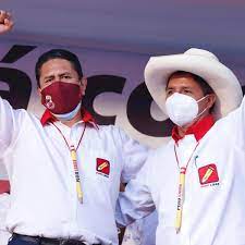 Premier actual de pedro #castillo, guido bellido (quien rindió homenaje a la crimi.nal edith lagos), le preguntan sobre send.ero y responde como matón textualmente: Vladimir Cerron Movadef Para Todo El Mundo Esta Claro Que Es Sendero Luminoso Pedro Castillo Elecciones 2021 Nndc Peru Gestion
