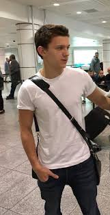Tom Holland Source On Twitter Tom Holland Holland Tom Holland Spiderman