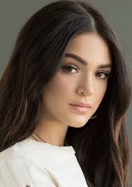 Fan Casting Luna Blaise as Roberta Alejandra Pardo Rey in Rebelde (Rebels) 