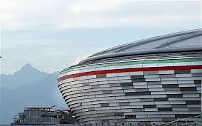 One of the most advanced and technological systems in the world, one of the major tourist attractions and architectural symbol of contemporary turin, the allianz stadium falls into the uefa category 4 and is the first italian football. Outside Juventus Stadium Bangunan Arsitektur